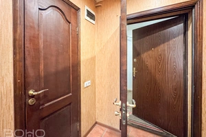 Квартира, которая обладает великолепным потенциалом.