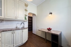 Atmospheric 3-room apartment with terrace in Vecmilgravis