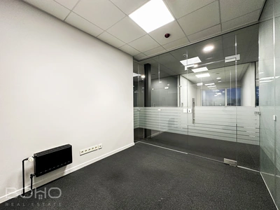 Biroja telpa ar fiksētiem komunālajiem maksājumiem