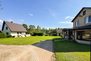 Роскошная усадьба недалеко от Сигулды