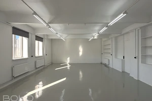 Gaišas telpas radošai darbībai blakus Salu tiltam