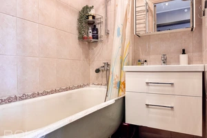 Plašs dzīvoklis-studija ar mūsdienīgu plānojumu Daugavgrīva