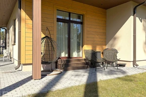 Mūsdienīga premium klases māja ciematā Marsili