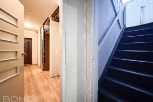 Plaša lauku viensēta ar raksturu un iespējām lielai ģimenei