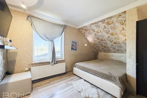 Plaša lauku viensēta ar raksturu un iespējām lielai ģimenei