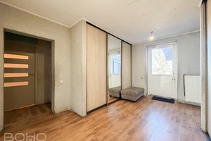 Plaša lauku viensēta ar raksturu un iespējām lielai ģimenei