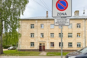 Mūžīga klasika, prestižs dzīvoklis ar privātu noliktavas telpu klusajā un zaļajā vietā 10 minūšu braucienā līdz jūrai.