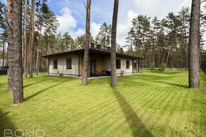 Mūsdienīga premium klases māja ciematā Marsili