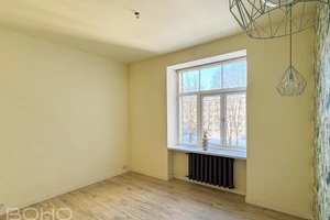 Elegants skandināvu stila dzīvoklis ar spēkā esošu vērtējumu