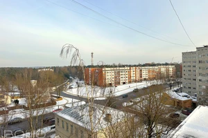 2-комнатная квартира в тихом зелёном районе, 10 минут до моря