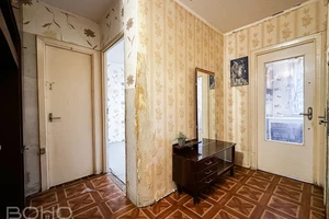 2-комнатная квартира в тихом зелёном районе, 10 минут до моря